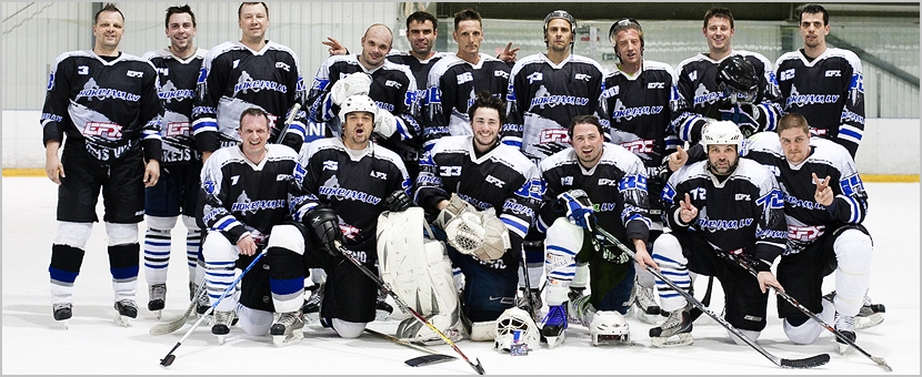 Komandas 3383 Spēlētāji